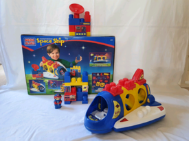mega bloks spaceship